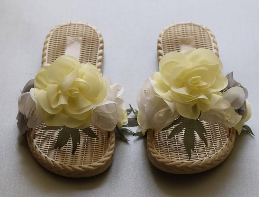 دمپایی زنانه مدل آروشا گل دار